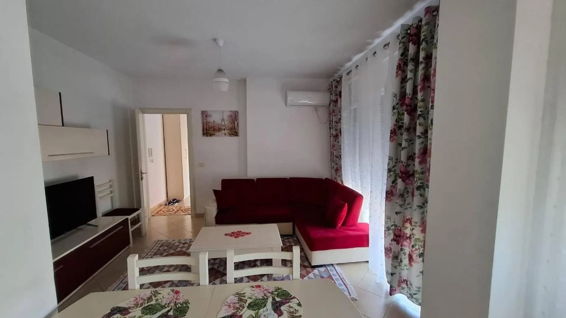 Apartment With Balcony And City View Tirana 0*,